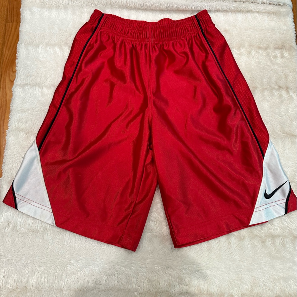 Nike men’s small shorts